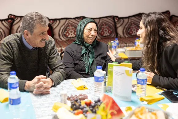 Alzheimer Nederland organiseert 12 Alzheimer Iftar-bijeenkomsten tijdens Ramadan 